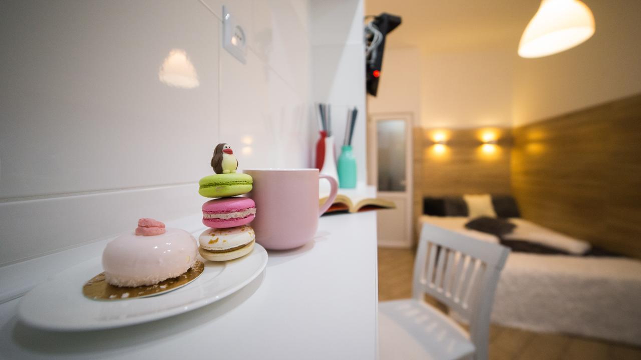 Smart Apartment On Filatova リヴィウ エクステリア 写真